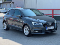 Audi A1 1,6 TDI Sportback KEYLESS GO#XENON# NAVI# ALU FELGE# PDC