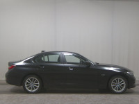 BMW 330e Advantage automatik • koža • LED