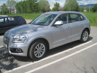 Audi Q5 2,0TDI,SAMO 119000km,NAVI,reg12/2026,KEYLESS,REDIZAJN,SERVISNA