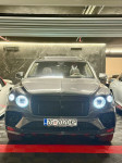 Bentley Bentayga V8