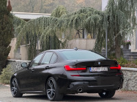 BMW 320d M-PAKET,AUTOMATIK,LED,VIRTUAL,HUD,NAV,H/K,MLF,ALU19,SERVISNA