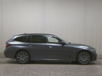 BMW 330e Touring M Sport automatik • ACC • Full LED