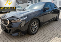 BMW 520i  M SPORT 360 koža HUP Iconic Glow