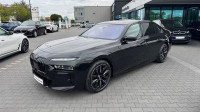BMW M760e