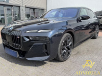 BMW M760e xDrive | 571KS | B&W | HEAD-UP | 360KAM | MASAŽA | PANORAMA