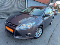 Ford Focus 1,0 Eco Bost led-pdc