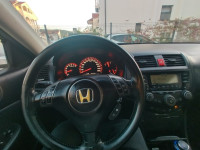 Honda Accord 2,0