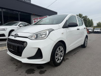Hyundai i10 1,0 - Komplet servisna povijest; Nove gume; Uredan
