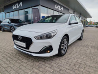 Hyundai i30 1.4 T-GDI 140ks, nove gume, upravo napravljen servis, URED