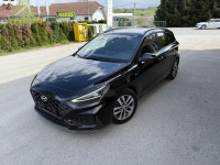 Hyundai i30 1,6 CRDi-N Line-AUT.-KAMERA-NAVI-LED-ALU-2XPDC-SERVISIRAN