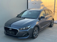 Hyundai i30 1.6 Crdi Premium (full oprema) 2019 *servisna *reg 1 god