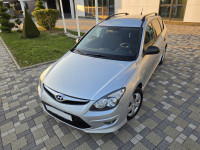 Hyundai i30 CW 1,6 CRDi **EDITION PLUS**KLIMA**SERVISNA**REG 1 GOD**