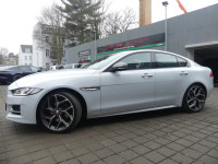 Jaguar XE 2.0 D AWD R-sport BiXenon prof.navi koža Meridian šiber kam