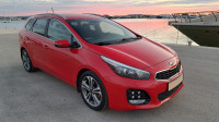 Kia Ceed  Sportswagon 1,6 CRDi ⭐️GT line⭐️100kw..SERVIS..Oprema