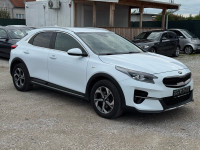 Kia XCeed, benzin, LED, Kamera, garancija.