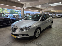 Lancia Delta 1,6 M-jet automatik / JAMSTVO + REGISTRACIJA