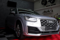 Leasing bez učešća Audi Q2 3,0 TDI S line automatik,led,koža,alu 18"