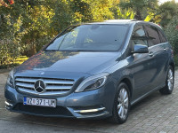 Mercedes-Benz B-klasa 200 CDI * PANORAMA * NAVI * KAMERA *