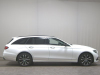Mercedes-Benz E 300 de karavan Avantgarde automatik • ACC • HUD