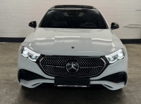 Mercedes-Benz E300de - AMG, 2030. GARANC, PANO, SUPERSCREEN, FULL