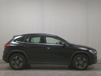 Mercedes-Benz GLA 200 d automatik Style • ACC • LED