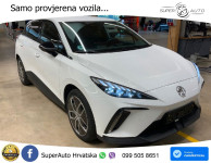 MG 4 64 kWh Luxury 204 KS, ACC+KAM+KEY+GR SJED+VIRT+LANE