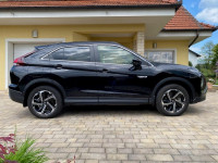 Mitsubishi Eclipse Cross PHEV S-AWC, kupcu poklon 14 dana ljetovanja