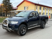 Mitsubishi L200 2.5 DID 4X4 REDIZAJN BULLBAR TOP STANJE