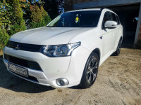 MITSUBISHI OUTLANDER PLUG-IN 4X4 111000 KM, 12.mj 2015. Reg do 2/2026
