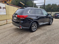 Mitsubishi Outlander 2,2 DI-D automatik