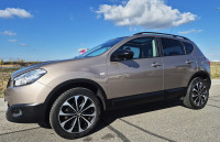 Nissan Qashqai 1,6 dCi**KAMERA 360°**NAVI**PANORAMA** TEMPOMAT**ALU 18