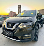 Nissan X-Trail 1,7 dCi —Mod 2022—PANO—KAM 360°—LED—BOSE—LANE ASS—FULL