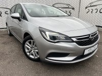 Opel Astra 1.6 CDTI °NAVIGACIJA°PARK SENZORI°LED°MF VOLAN°TOP STANJE°