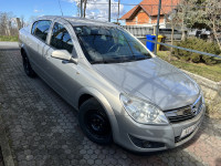 Opel Astra 1,6 16V • 1.VLASNIK • 200000 km • Z. i LJ. GUME S FELGAMA!