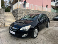 Opel Astra 1,7 CDTI COSMO