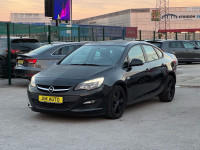 Opel Astra 1,7 cdti Sport-line, Lim., 110 ks, servisna, kred. na karti