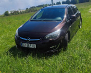 Opel Astra Karavan, reg. do 8.3.2025.
