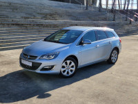 Opel Astra Karavan Exclusive 1,7 CDTI 130ks *JAMSTVO*XENON*KUKA*SERVIS