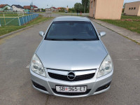 Opel Vectra 1,9 CDTI U ODLIČNOM STANJU USLUŽNA PRODAJA
