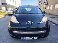 PEUGEOT 107 1,0I , KLIMA, SERVO VOLANA, 5 VRATA, KARTICE NA RATE!