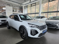 Peugeot 2008 1,2 PureTech 100ks Allure / PDV / JAMSTVO + REGISTRACIJA