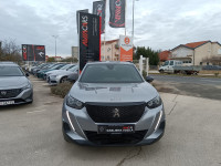 Peugeot 2008 1.2 PureTech STYLE 100 KS *VOZILO S JAMSTVOM*