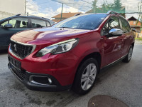 Peugeot 2008 1,2 PureTech Style