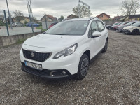 Peugeot 2008 1,6 BlueHDI KUPLJEN U HR SERVISNA KNJIGA