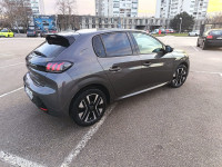Peugeot 208 1,2 automatik