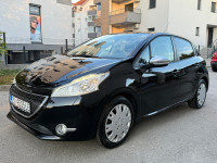 Peugeot 208 1,2 STYLE *REG 08/2027* Klim