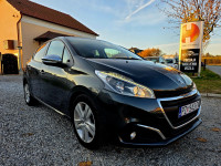 Peugeot 208 1,6 BlueHDi 2017 godina Reg 6/2026 Nove zimske gume