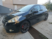 Peugeot 208 1,6 VTi 88kw Super Stanje
