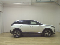 Peugeot 3008 1.2 PureTech Allure • Full LED • digitalni instrumenti