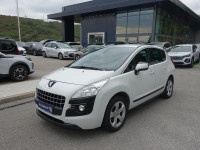 Peugeot 3008 1,6 HDi 8v Premium / JAMSTVO + REGISTRACIJA